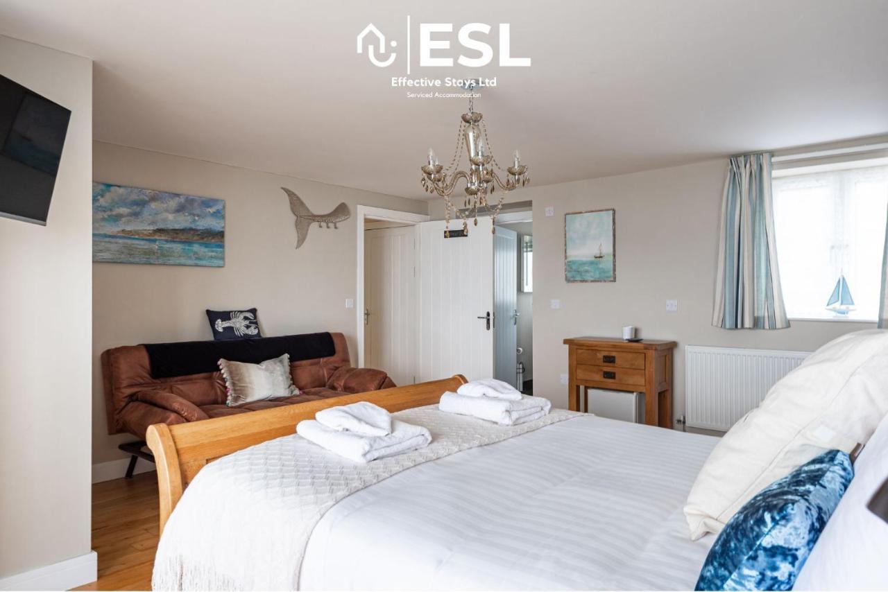 Beautiful En Suite 5 Bedroom Home With Sea Views ニューキー エクステリア 写真