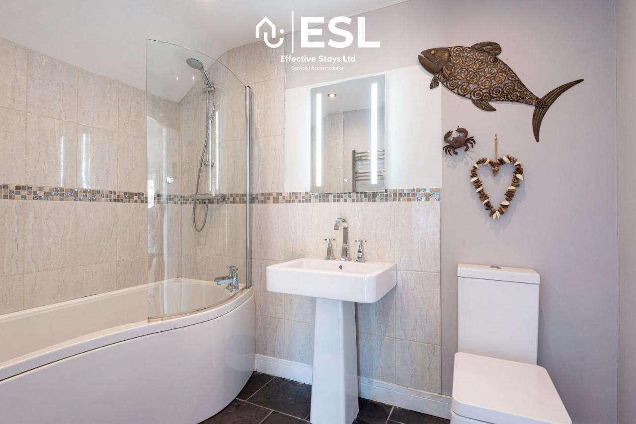 Beautiful En Suite 5 Bedroom Home With Sea Views ニューキー エクステリア 写真
